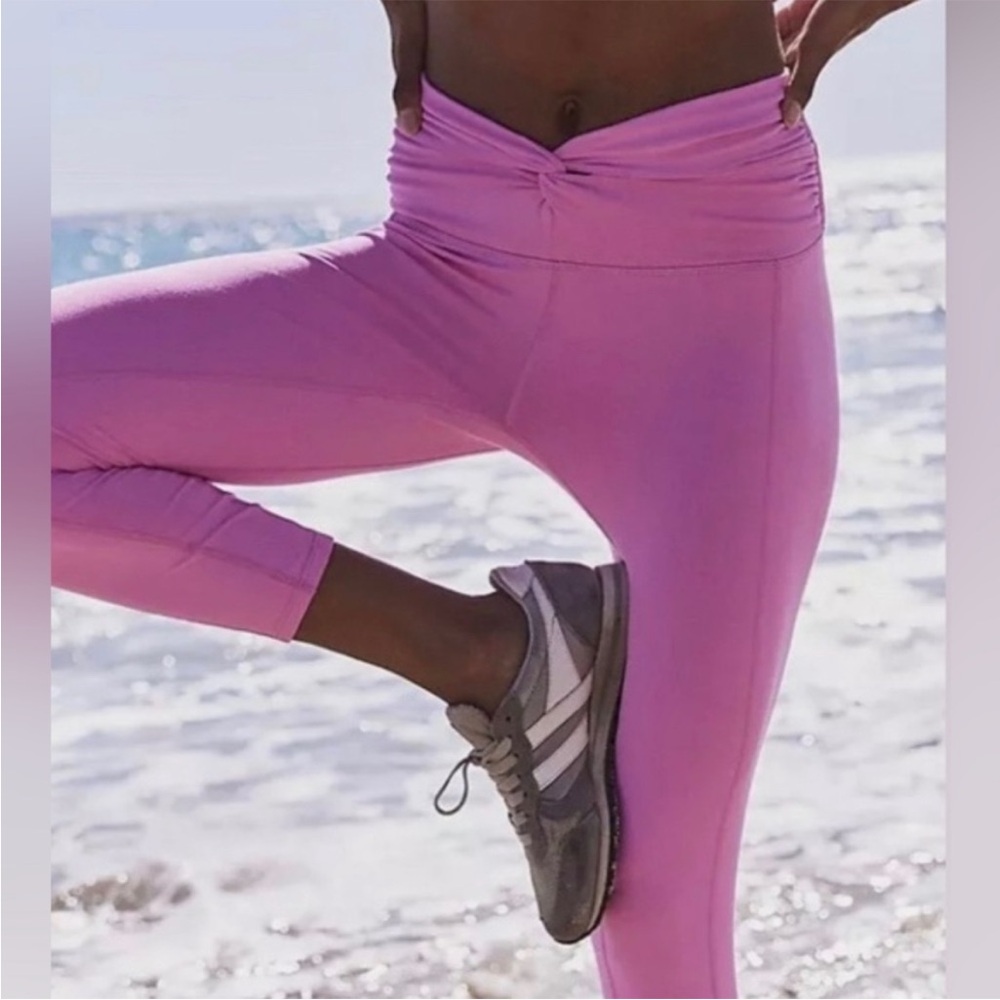 New FREE PEOPLE movement leggings